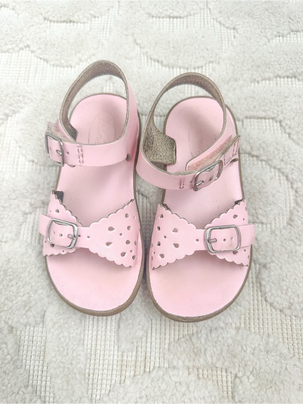 Footmates pink Ariel sandals GUC size 8
